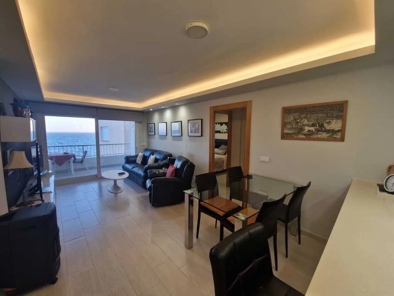 Apartment de 3 dormitorios en venta en Torrevieja, Alicante - Image 8