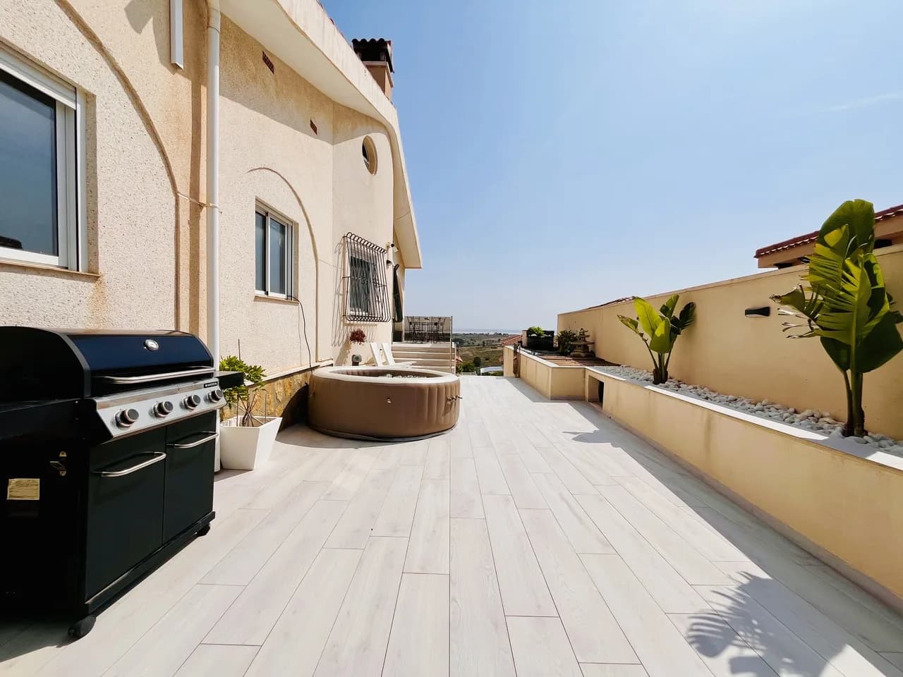 Villa de 5 dormitorios en venta en San Miguel de Salinas, Alicante - Image 4