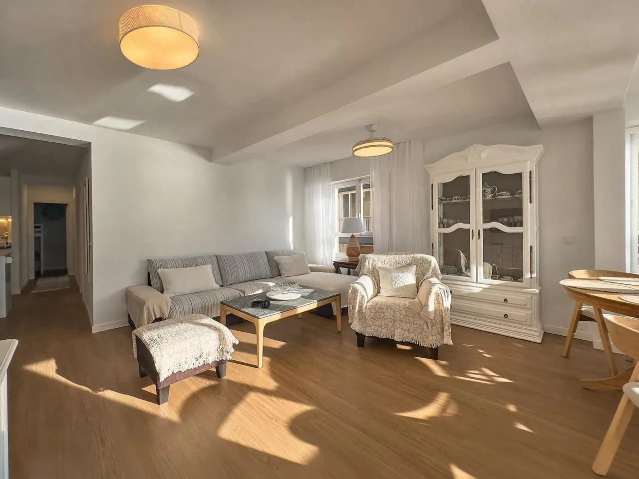 Apartment de 3 dormitorios en venta en Torrevieja, Alicante - Image 4
