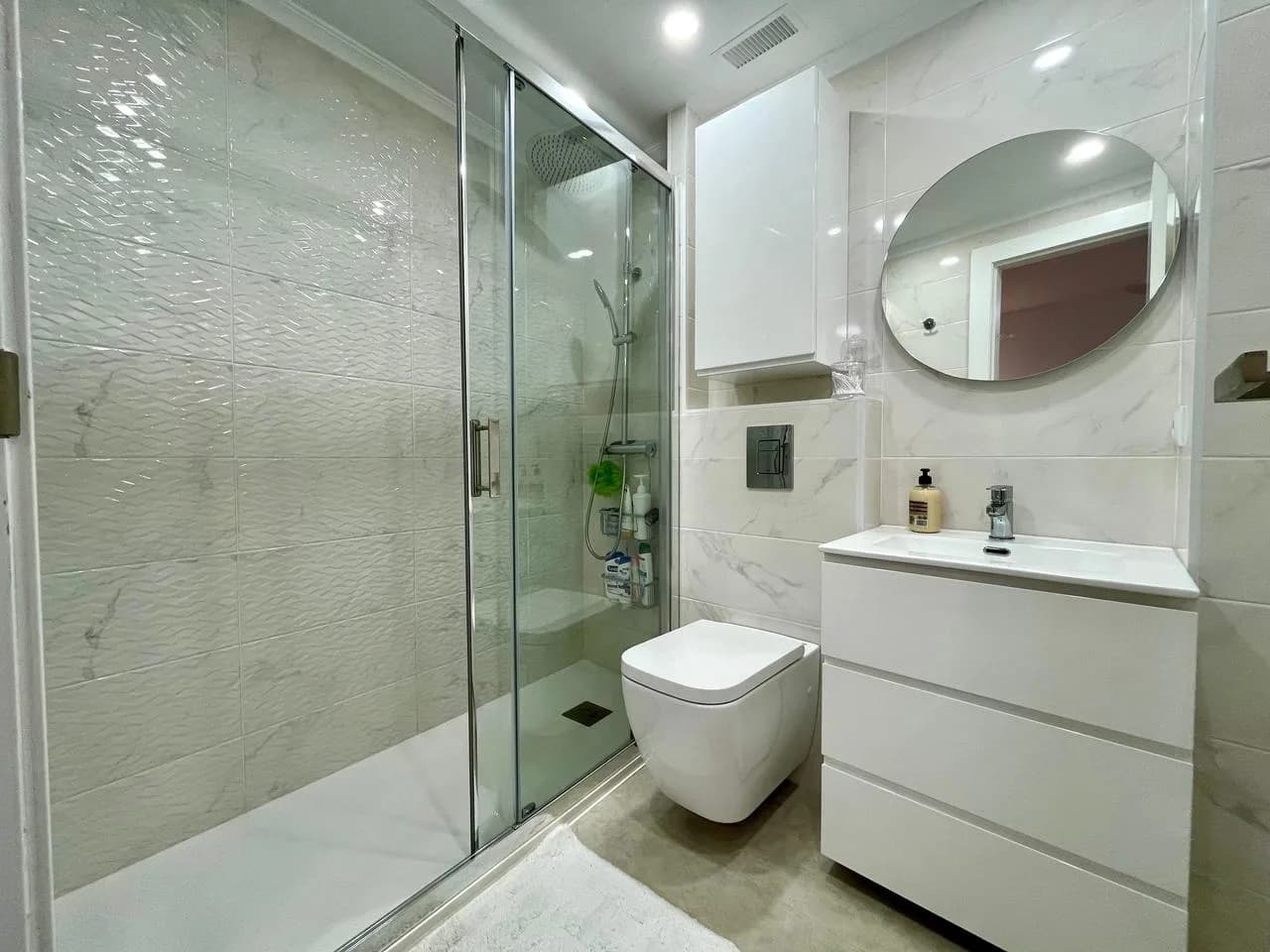 Apartment de 4 dormitorios en venta en Torrevieja, Alicante - Image 6