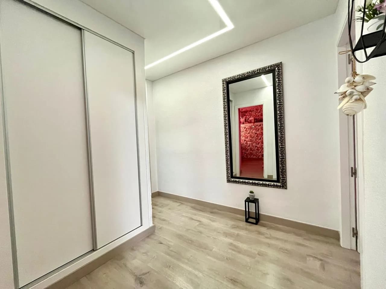 Apartment de 4 dormitorios en venta en Torrevieja, Alicante - Image 8