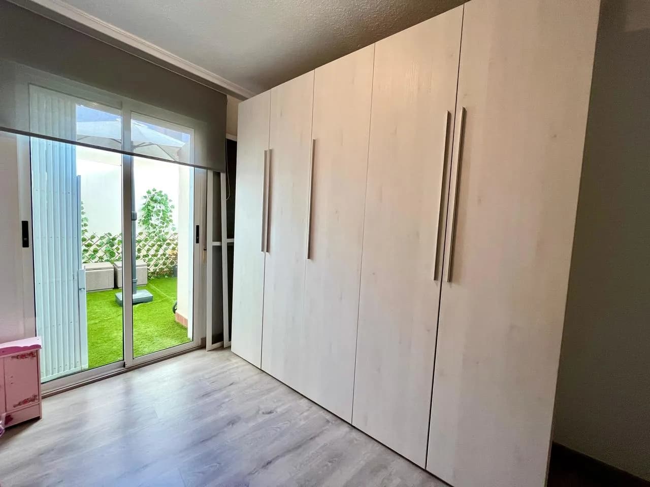 Apartment de 4 dormitorios en venta en Torrevieja, Alicante - Image 9