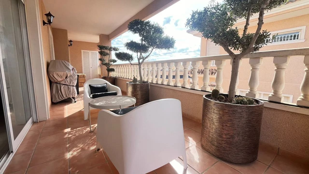 Apartment de 3 dormitorios en venta en Los Dolses, Alicante - Image 7