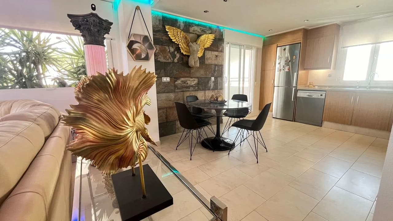 Apartment de 3 dormitorios en venta en Los Dolses, Alicante - Image 9
