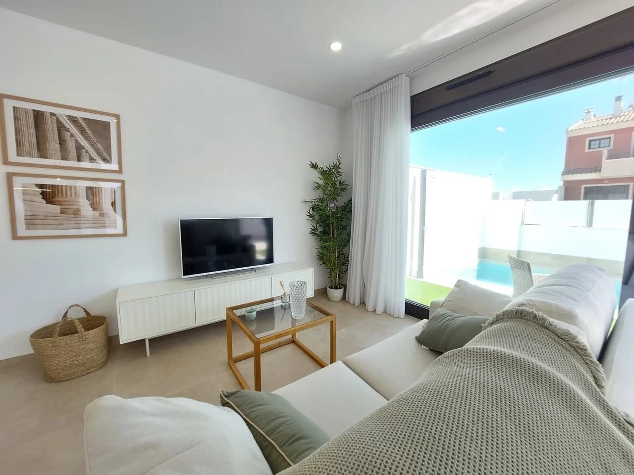 Villa de 3 dormitorios en venta en San Pedro del Pinatar, Murcia - Image 5