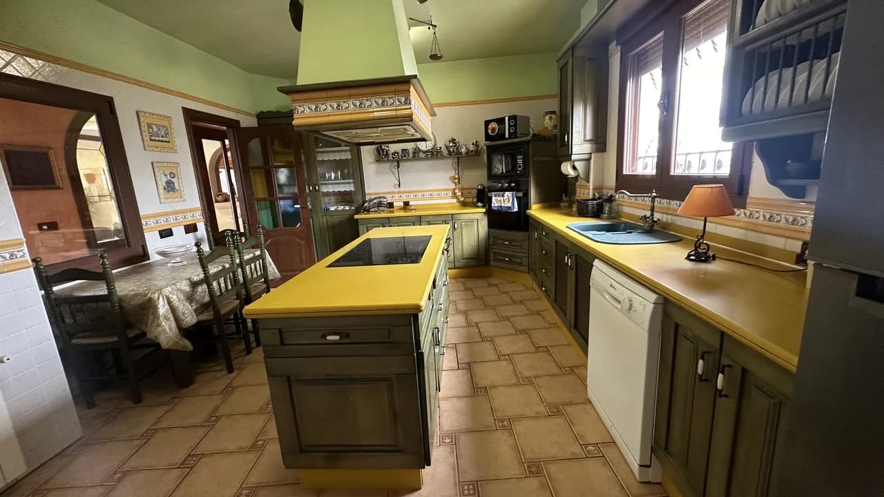 Townhouse de 4 dormitorios en venta en San Miguel de Salinas, Alicante - Image 8