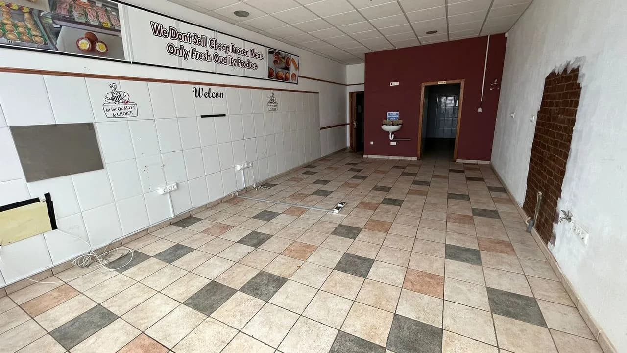Commercial en venta en Quesada, Alicante - Image 4