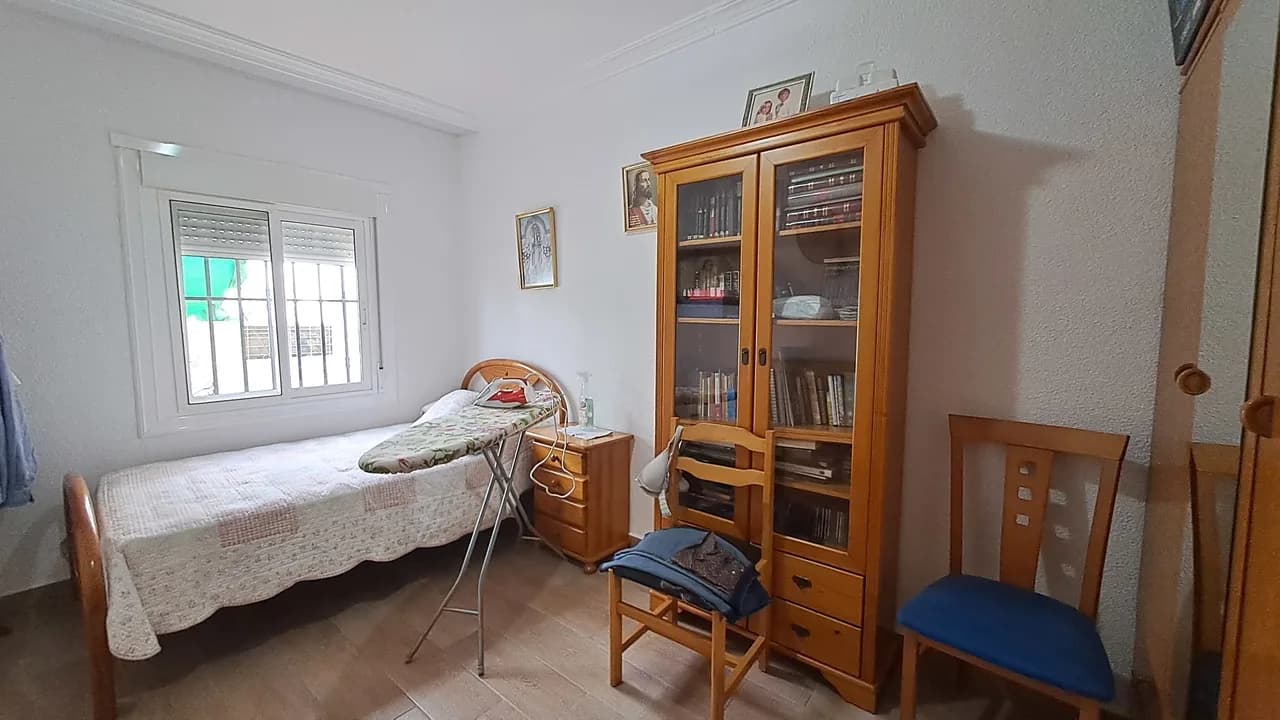Townhouse de 3 dormitorios en venta en Benijofar, Alicante - Image 4