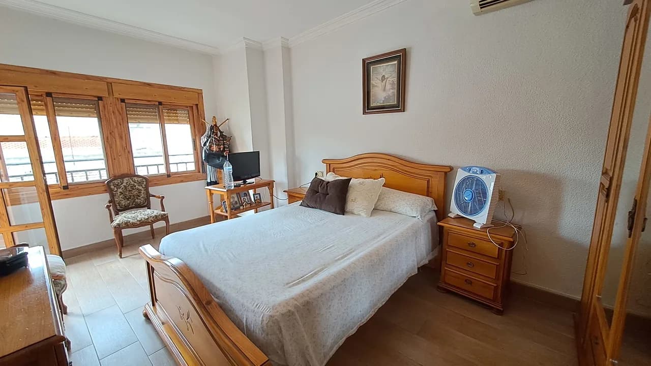 Townhouse de 3 dormitorios en venta en Benijofar, Alicante - Image 7