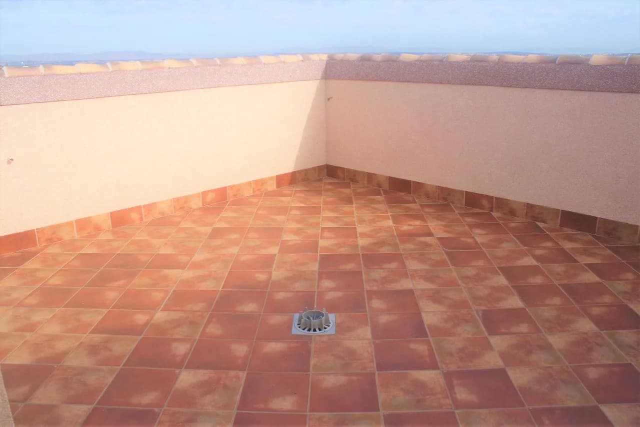Townhouse de 3 dormitorios en venta en Los Altos, Alicante - Image 9