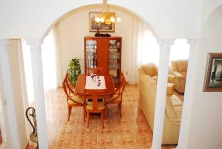 Villa de 3 dormitorios en venta en La Zenia, Alicante - Image 7