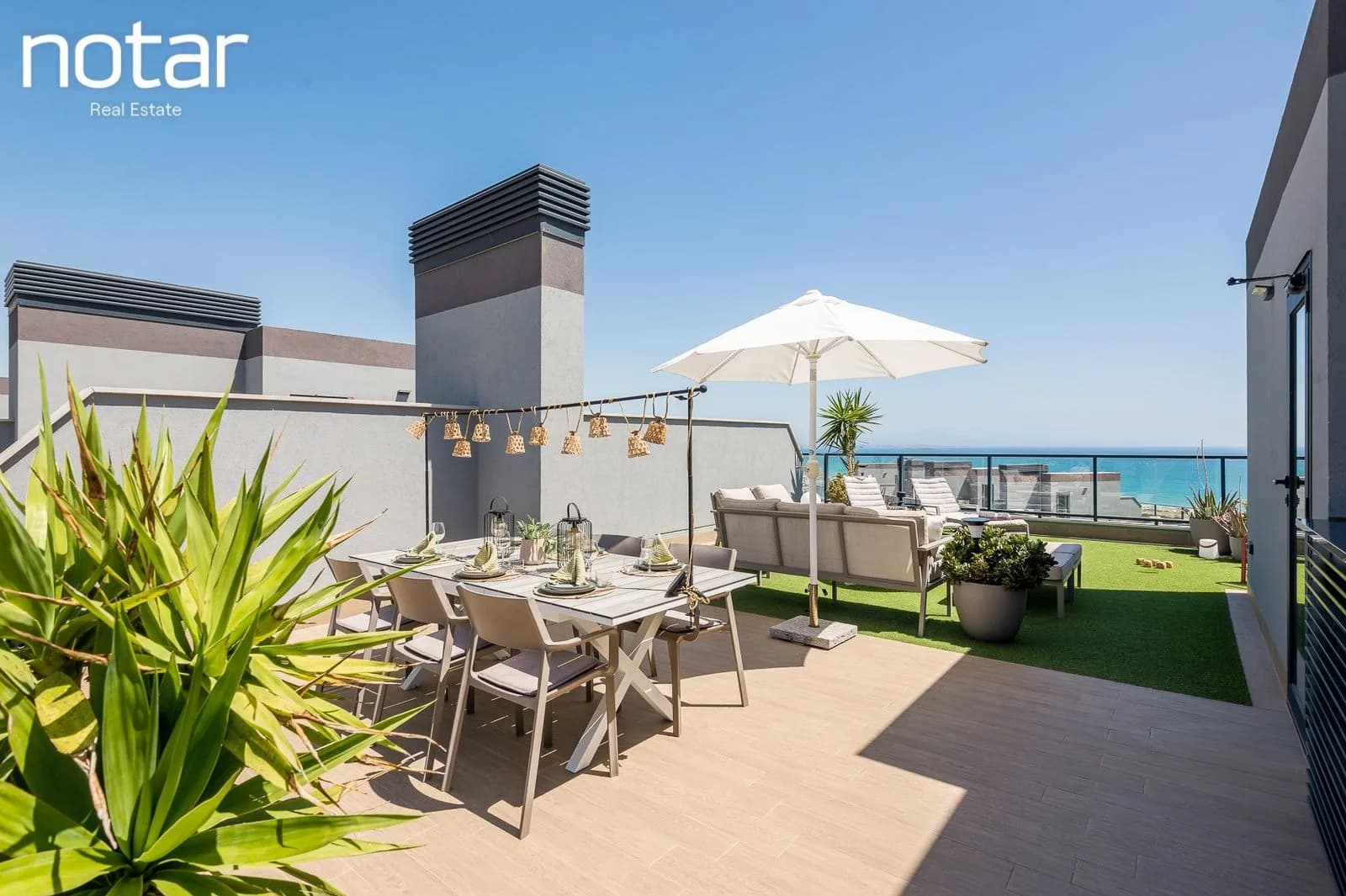 Apartment de 2 dormitorios en venta en Gran Alacant, Costa Blanca - Image 2