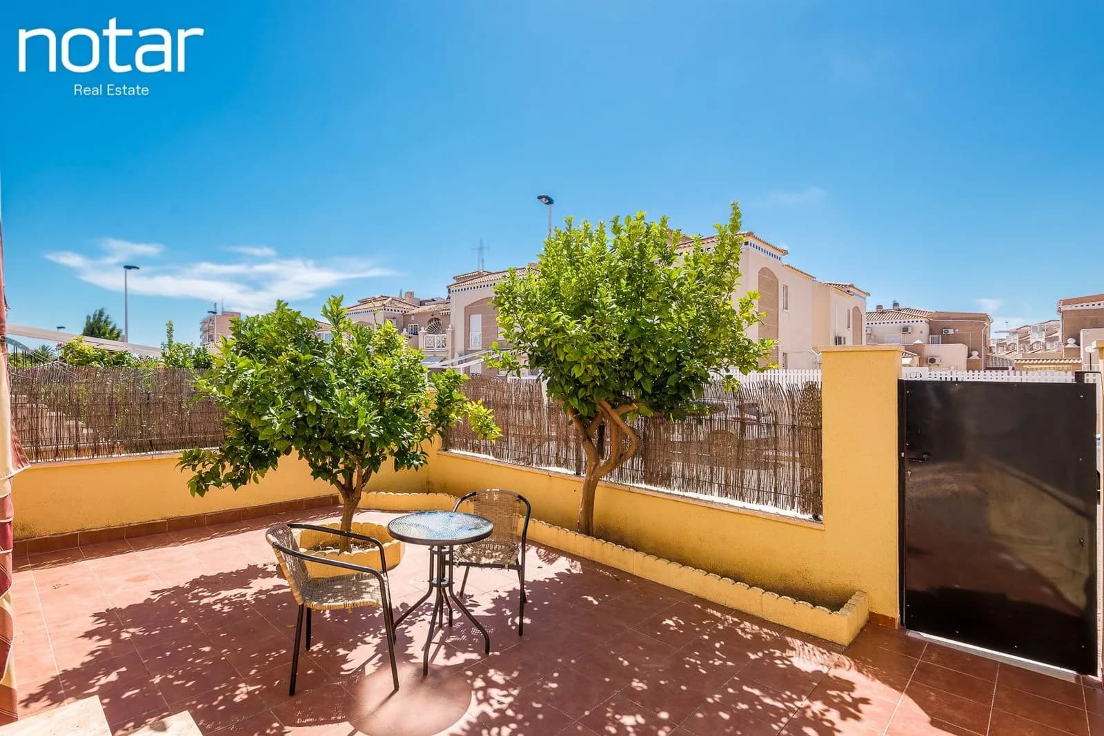 Apartment de 2 dormitorios en venta en Aguas Nuevas, Costa Blanca - Image 2
