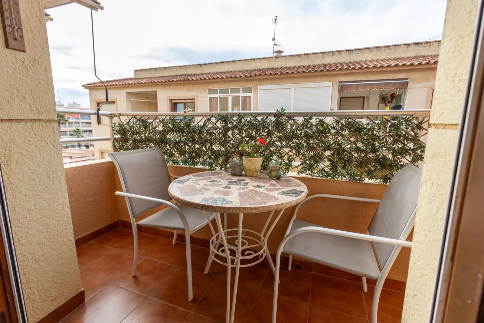 Apartment de 3 dormitorios en venta en Torrevieja, Costa Blanca - Image 7