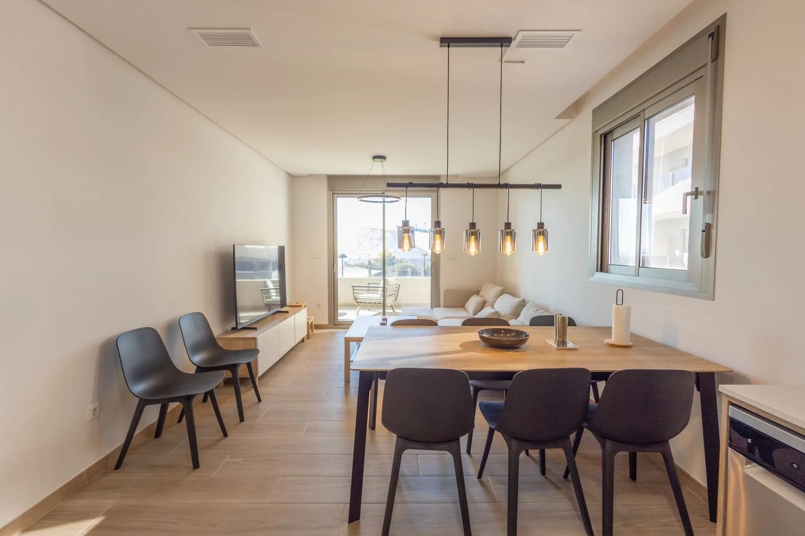 Apartment de 3 dormitorios en venta en Santa Pola, Costa Blanca - Image 3
