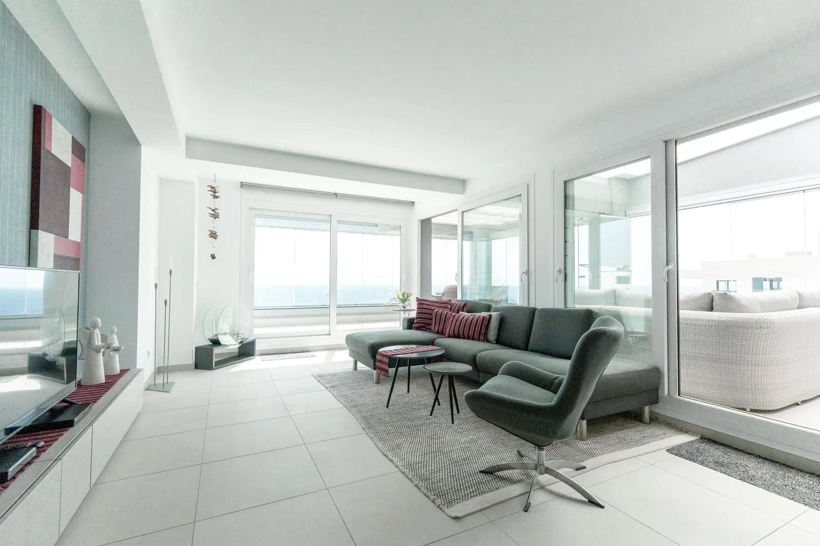 Apartment de 3 dormitorios en venta en Punta Prima, Costa Blanca - Image 3