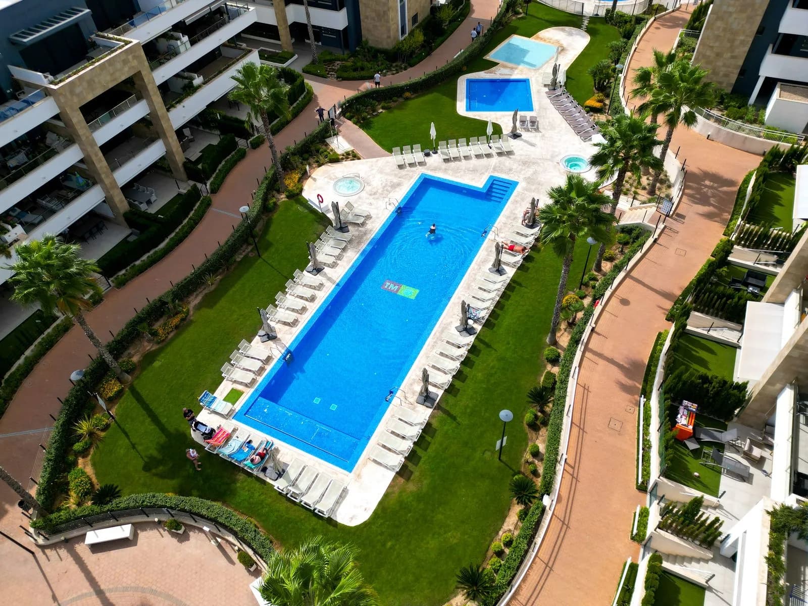 Apartment de 3 dormitorios en venta en Playa Flamenca, Costa Blanca - Image 4