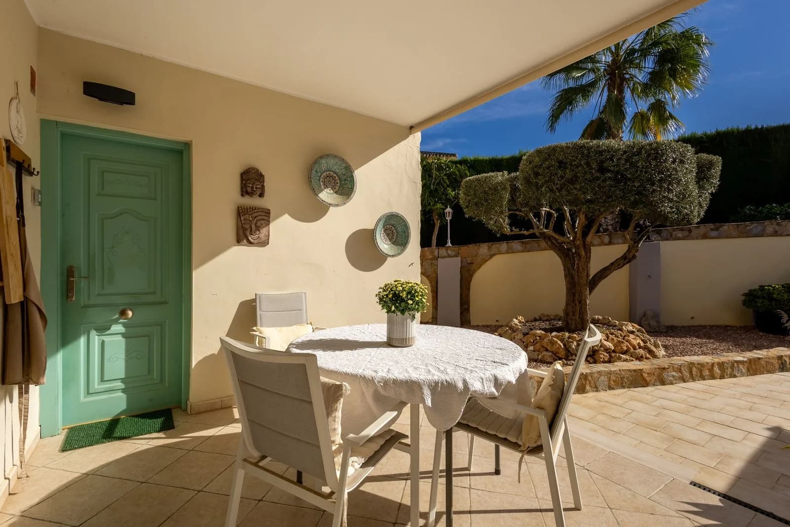 Villa de 5 dormitorios en venta en Torrevieja, Costa Blanca - Image 4