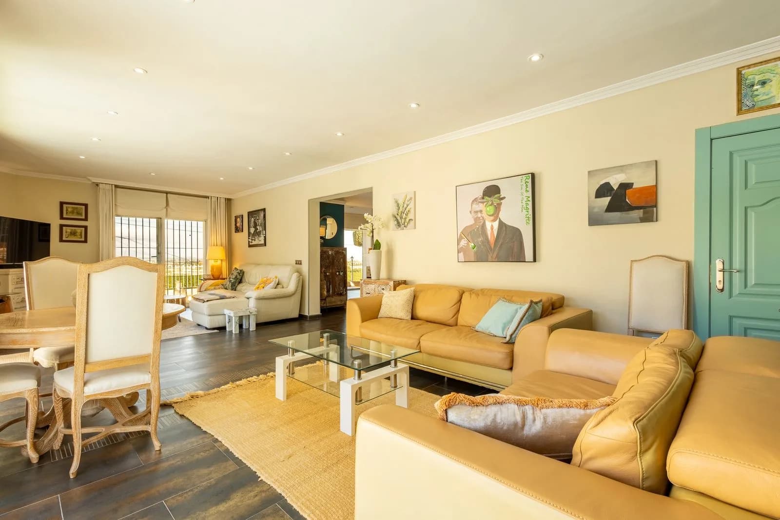 Villa de 5 dormitorios en venta en Torrevieja, Costa Blanca - Image 8