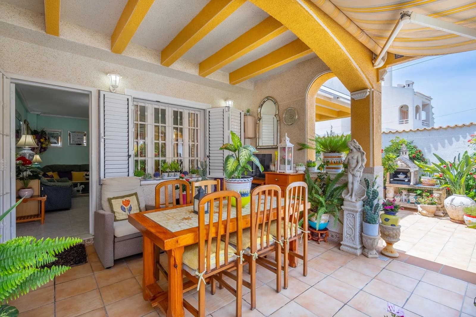 Town House In Torrevieja