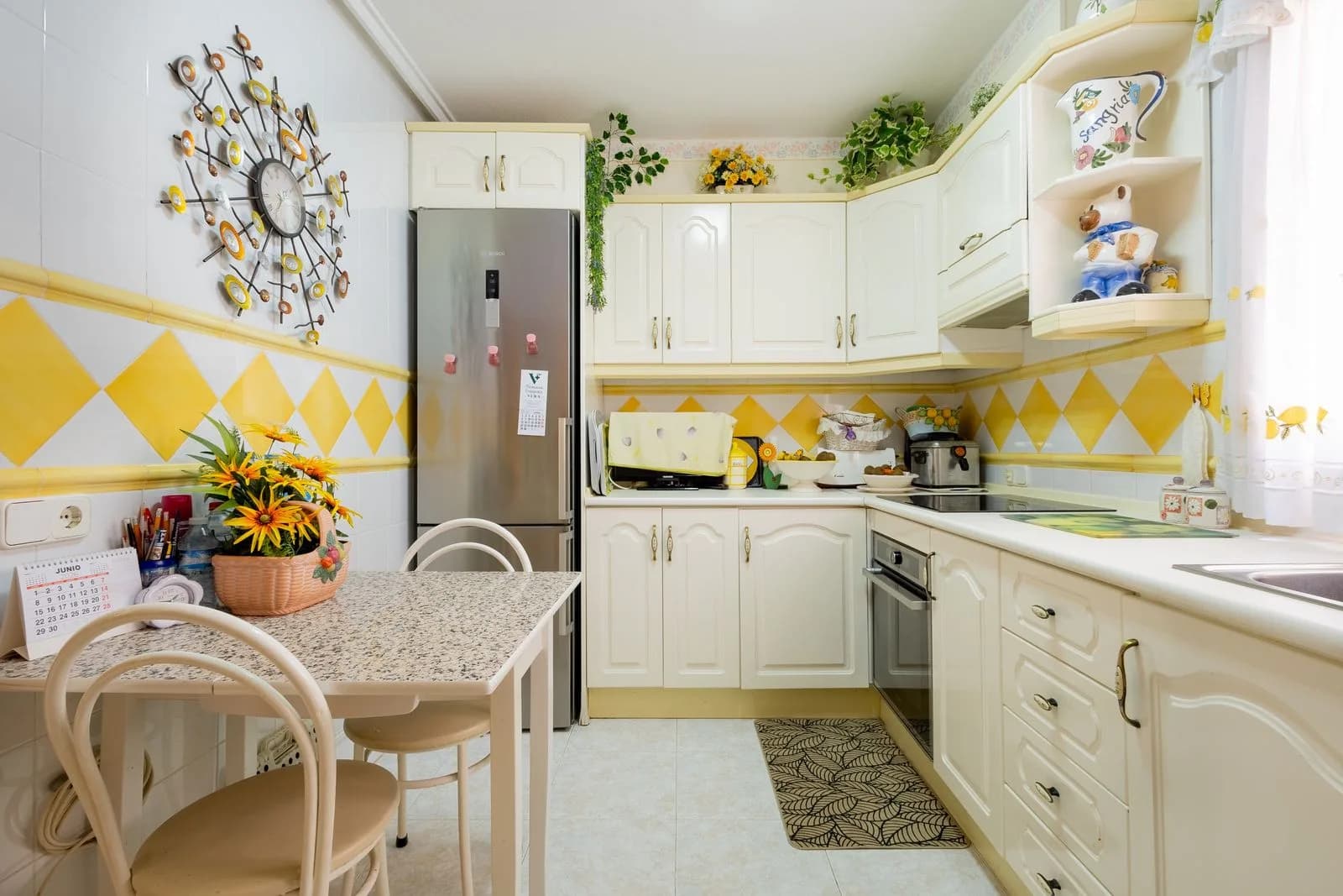 Town House In Torrevieja - Image 9