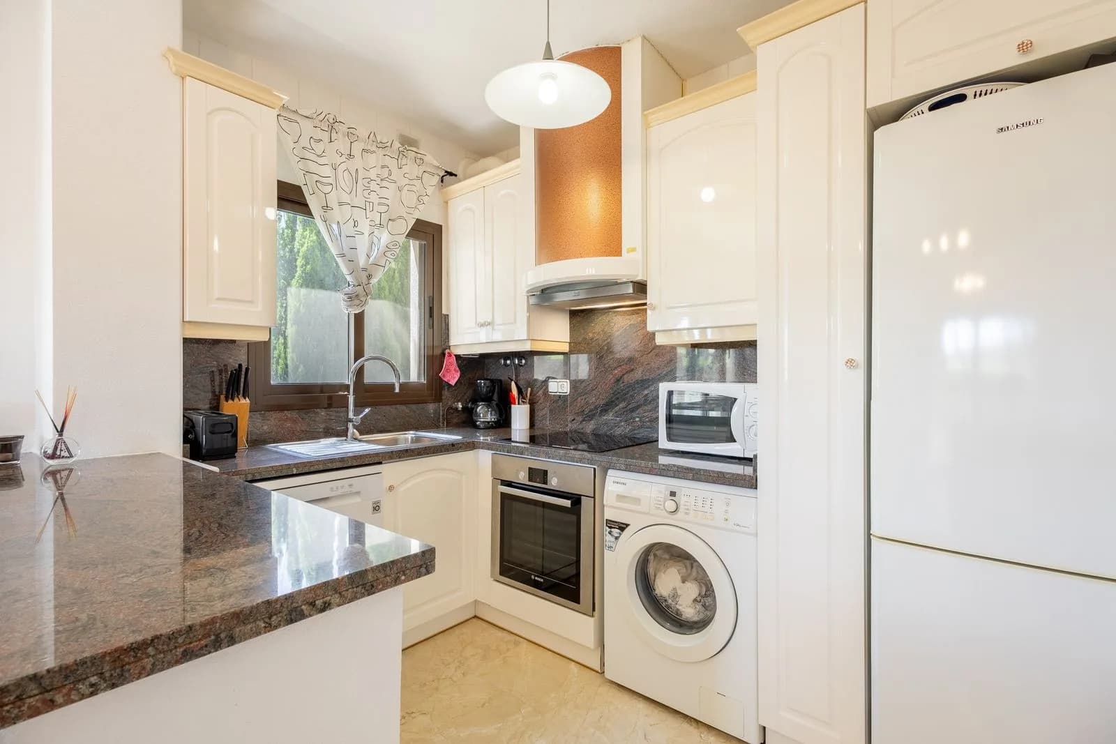 Apartment In Villamartín - Image 6