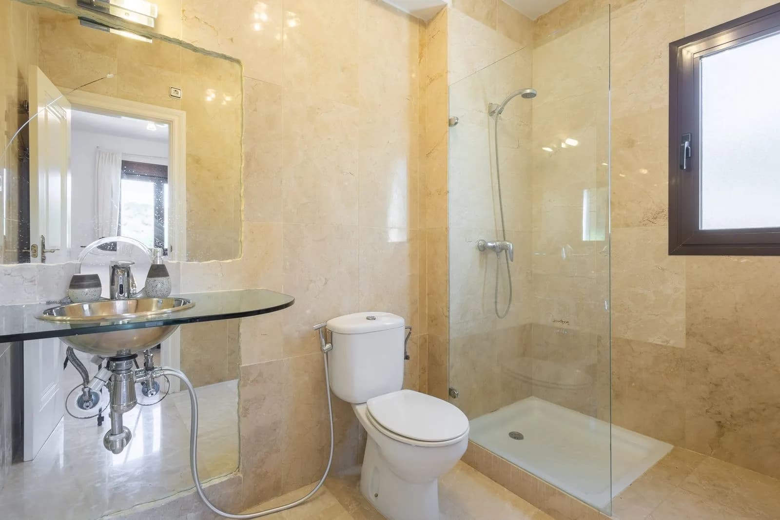 Apartment In Villamartín - Image 9