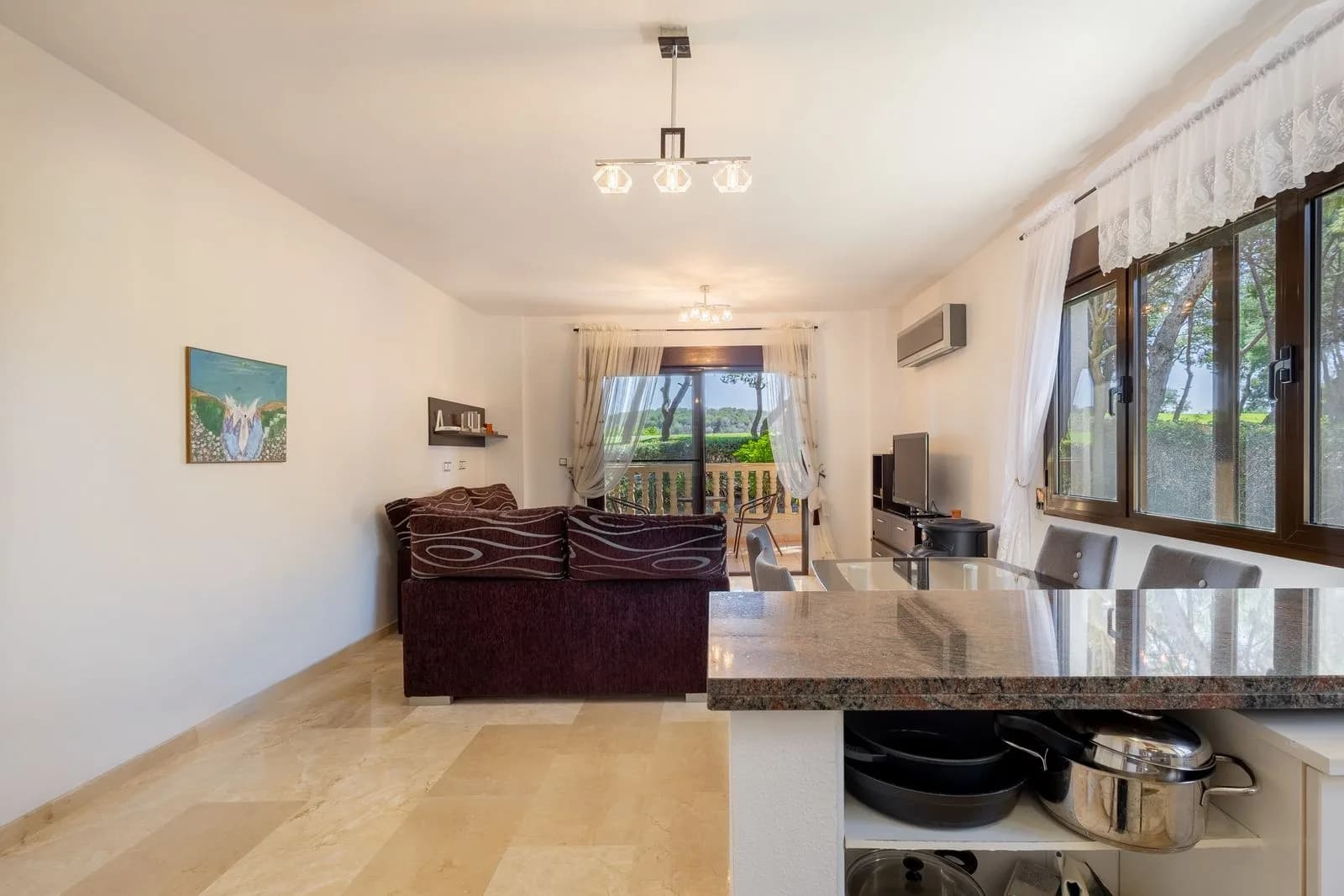 Apartment de 2 dormitorios en venta en VillamartíN, Costa Blanca - Image 3