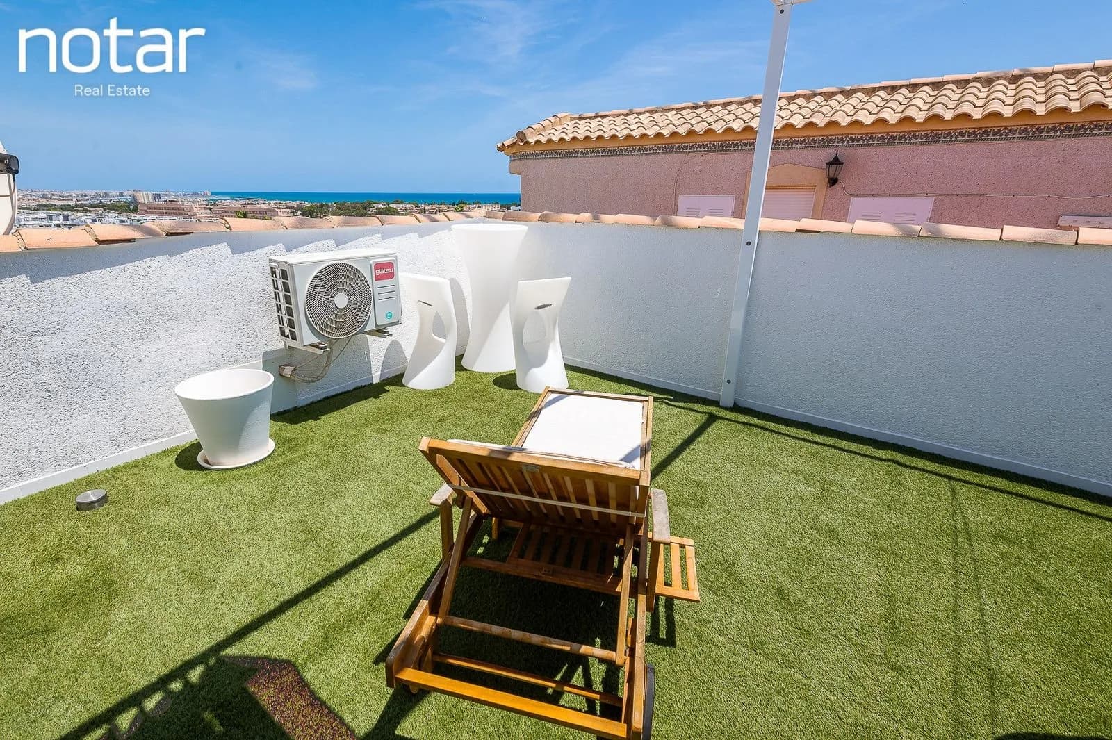 Apartment de 2 dormitorios en venta en Punta Prima, Costa Blanca