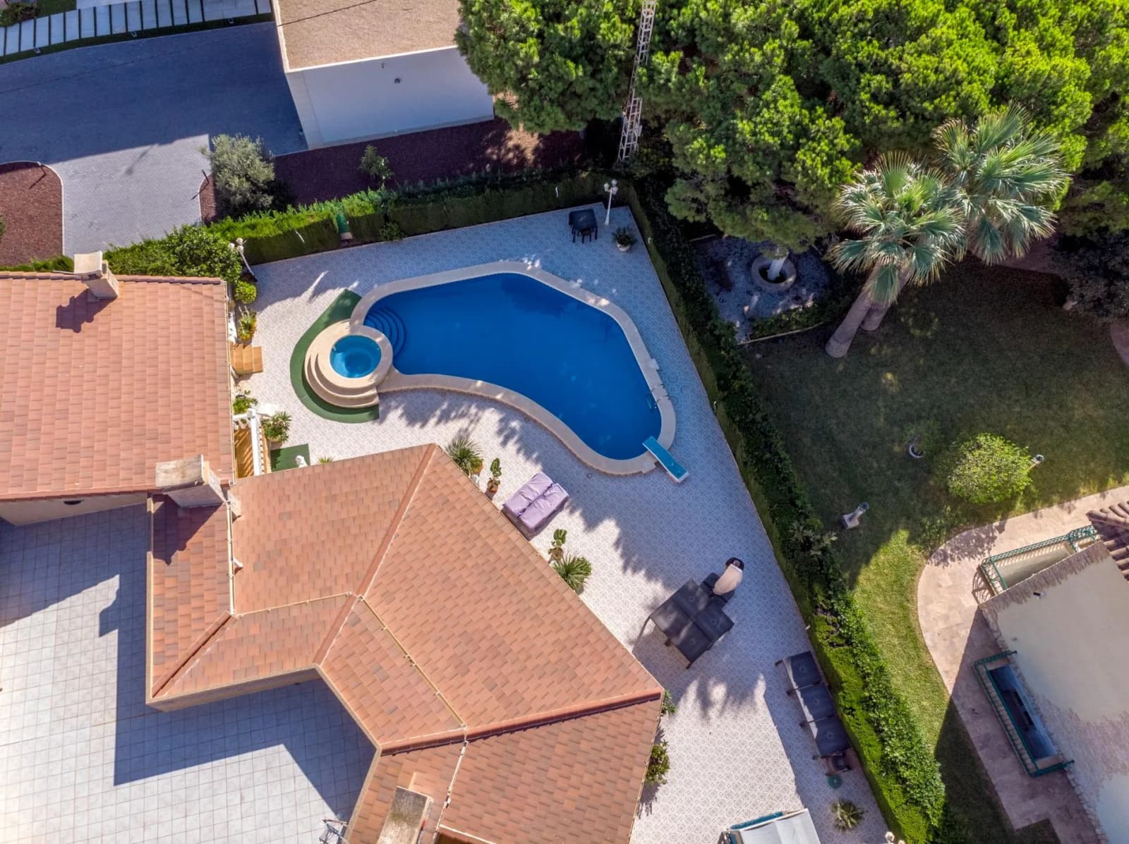 Villa de 3 dormitorios en venta en Cabo Roig, Alicante - Image 6