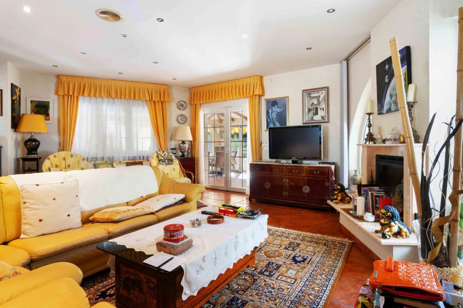 Villa de 3 dormitorios en venta en Cabo Roig, Alicante - Image 9