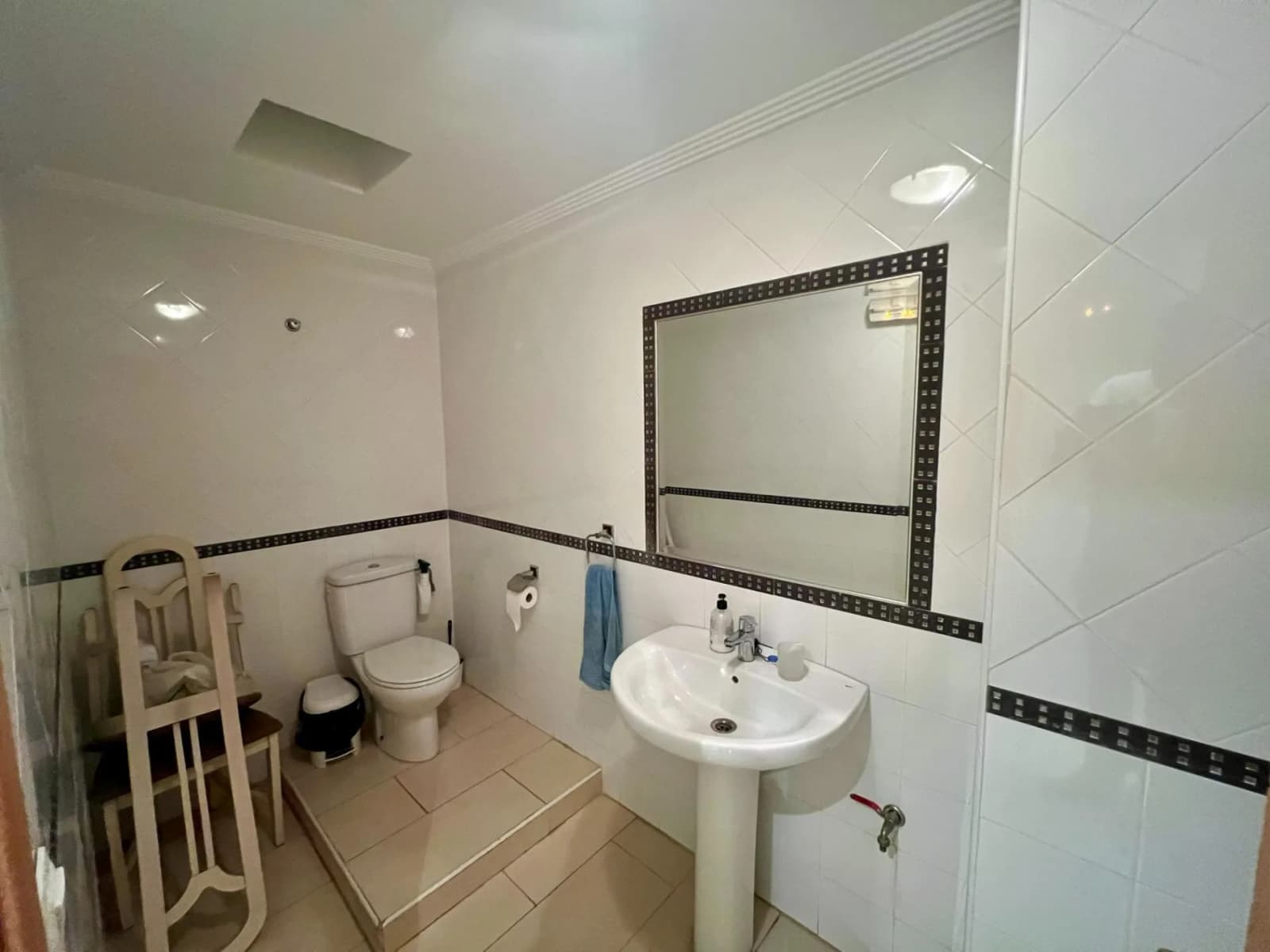 Office In Orihuela - Image 6