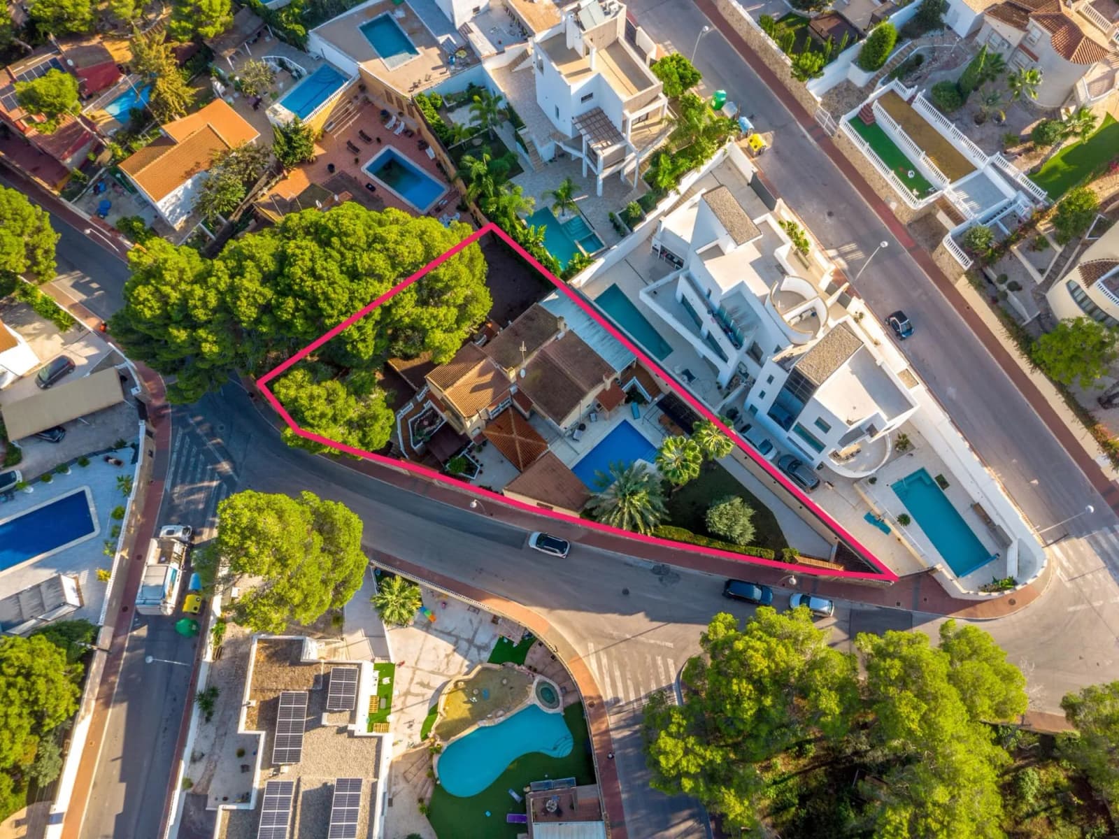 Villa de 4 dormitorios en venta en Torrevieja, Alicante