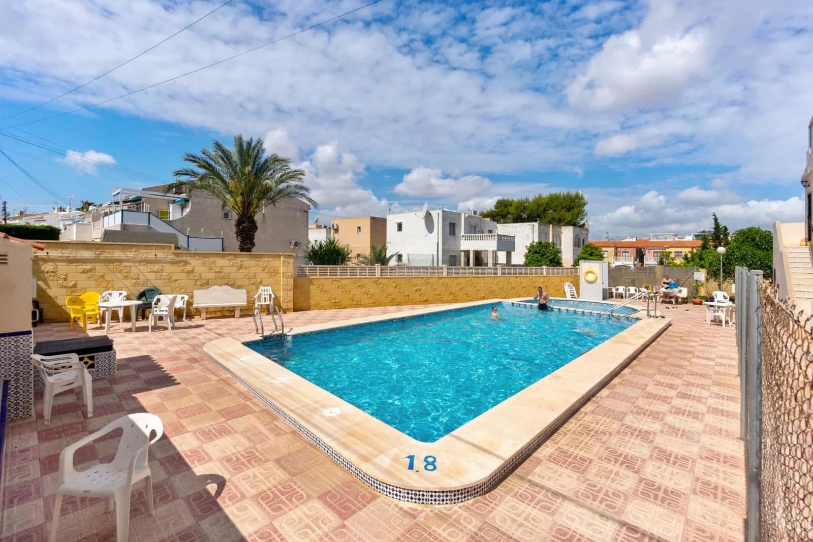 Ground Floor In Torrevieja - Image 2