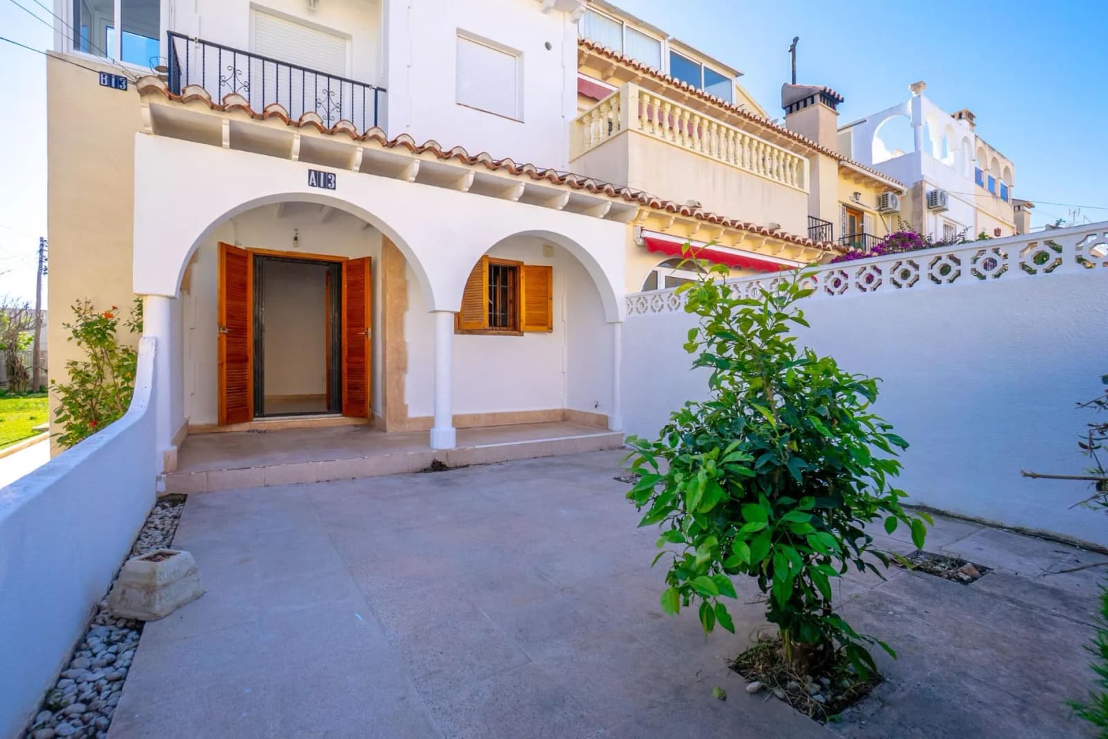 Ground Floor In Torrevieja - Image 4