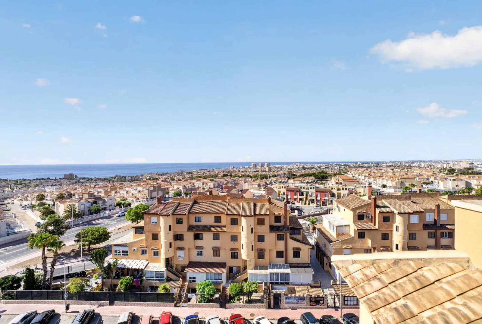 Villa de 2 dormitorios en venta en Torrevieja, Alicante - Image 7