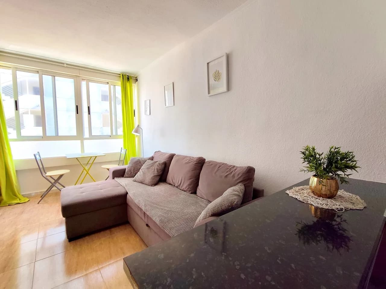 Apartment de 1 dormitorios en venta en Torrevieja, Alicante - Image 5