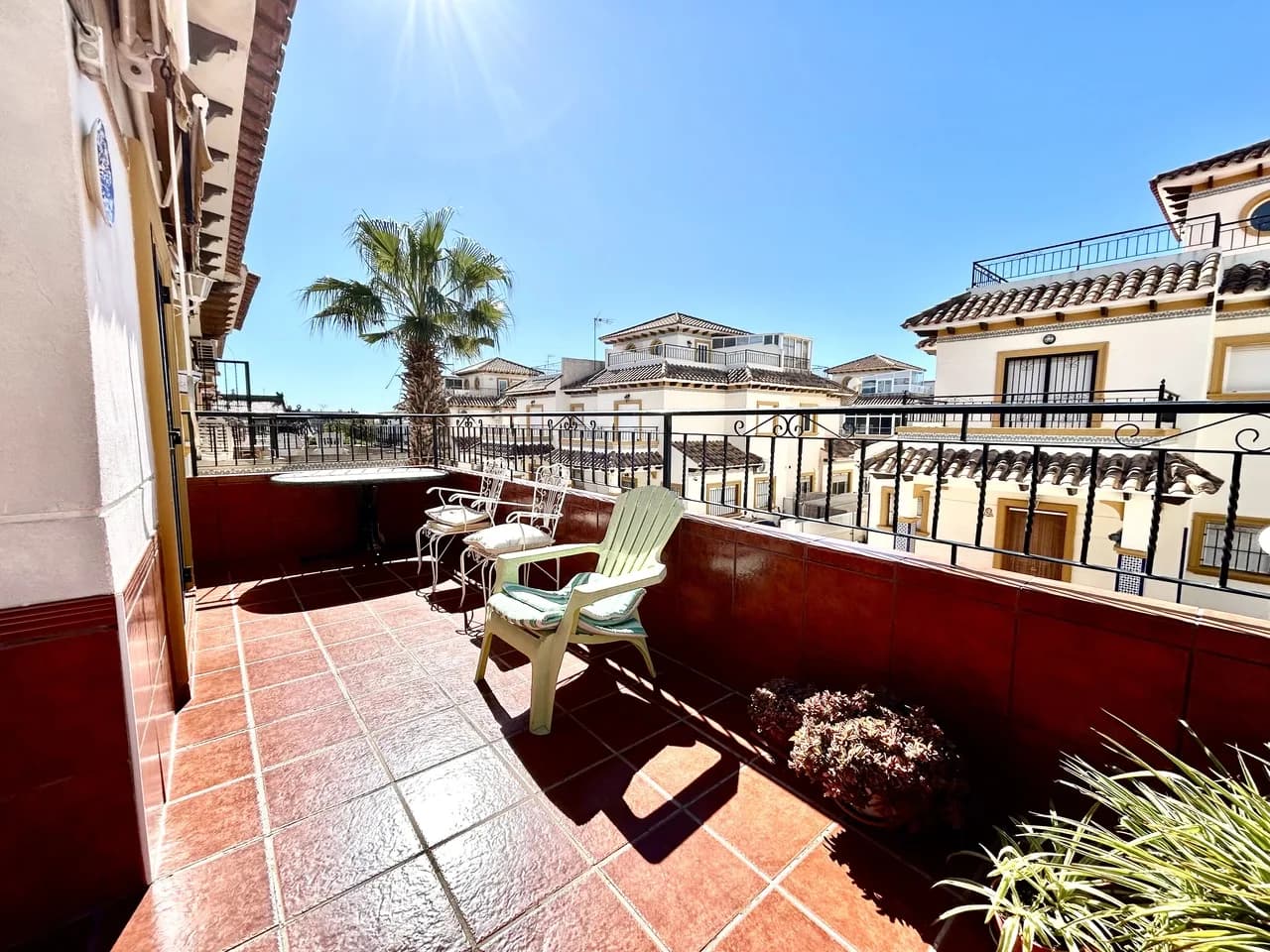 Apartment de 2 dormitorios en venta en Punta Prima, Alicante - Image 3
