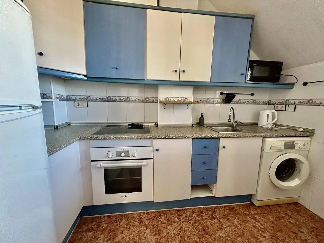 Apartment de 2 dormitorios en venta en Los Altos, Alicante - Image 7