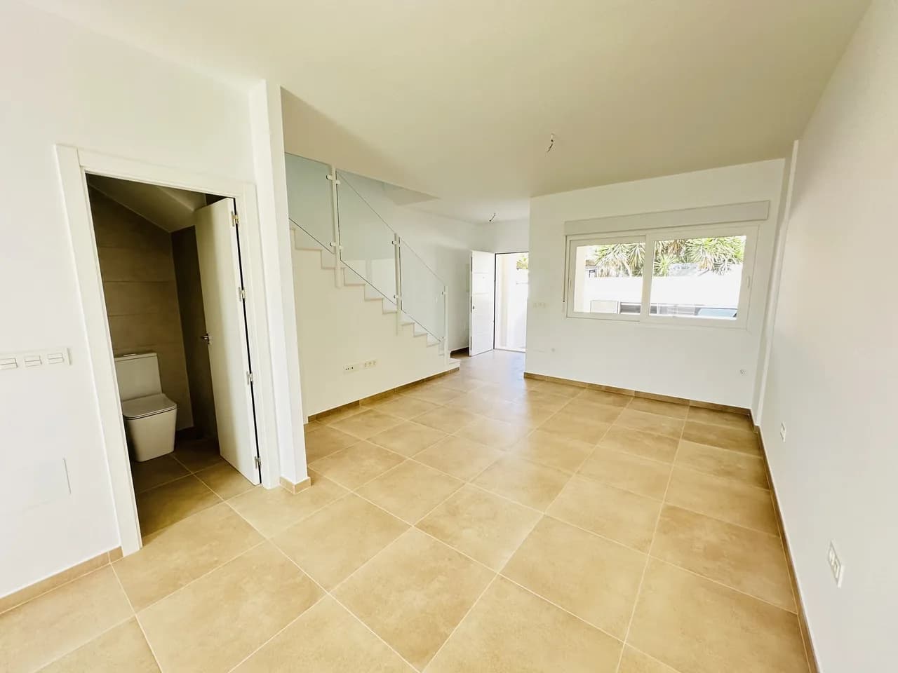 Villa de 3 dormitorios en venta en Pilar De La Horadada, Alicante - Image 4