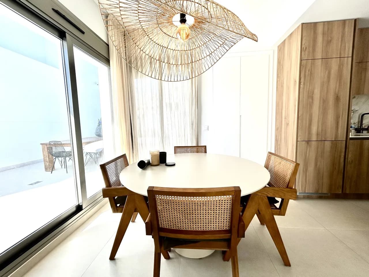 Villa de 4 dormitorios en venta en Las Filipinas, Alicante - Image 7