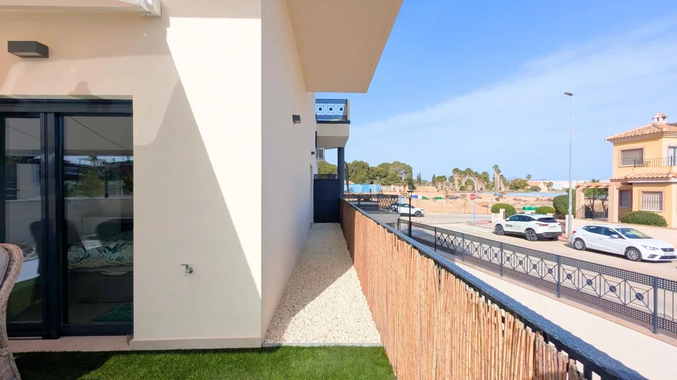Apartment de 2 dormitorios en venta en Lo Crispin, Alicante - Image 6