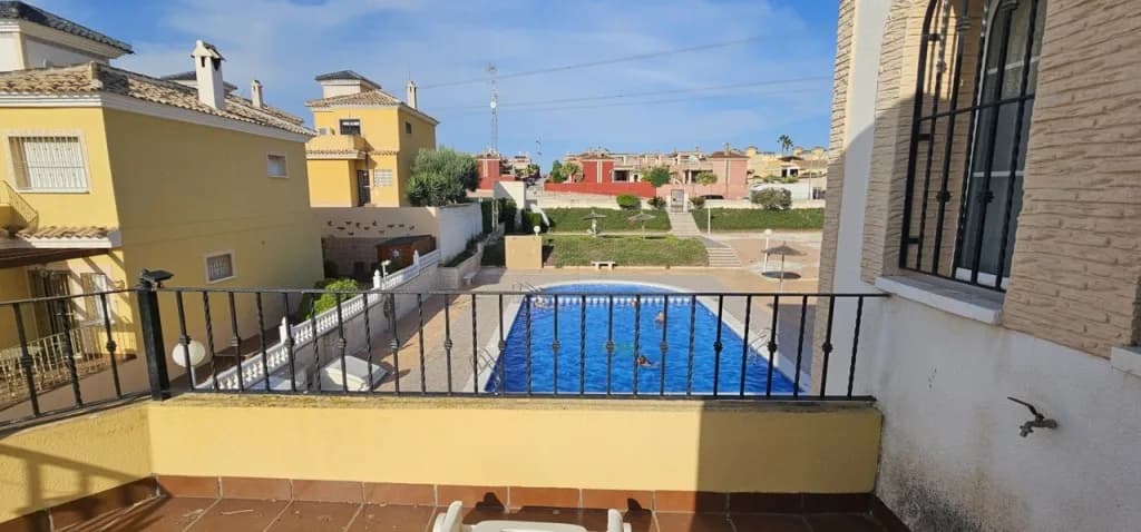Villa de 3 dormitorios en venta en Lo Crispin, Alicante - Image 5