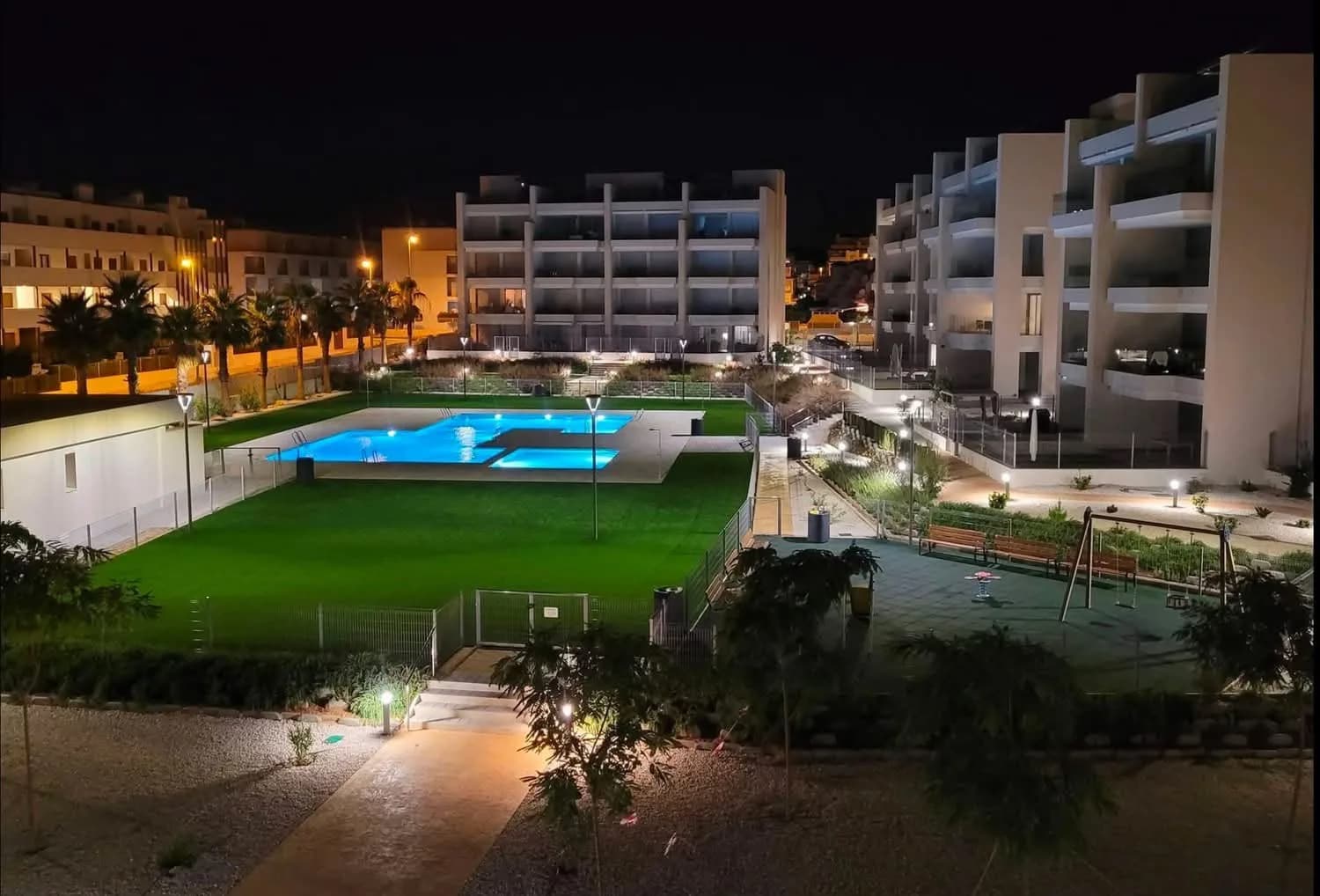 Apartment de 2 dormitorios en venta en Orihuela Costa, Alicante