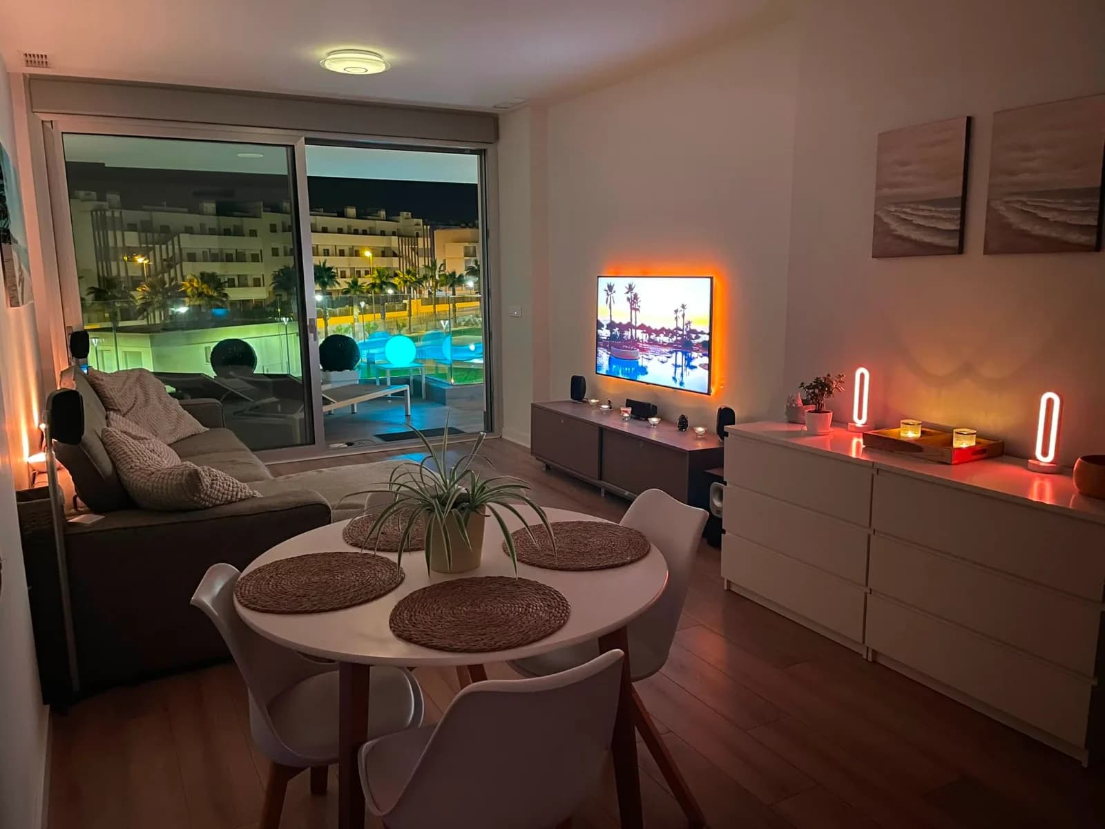 Apartment de 2 dormitorios en venta en Orihuela Costa, Alicante - Image 6