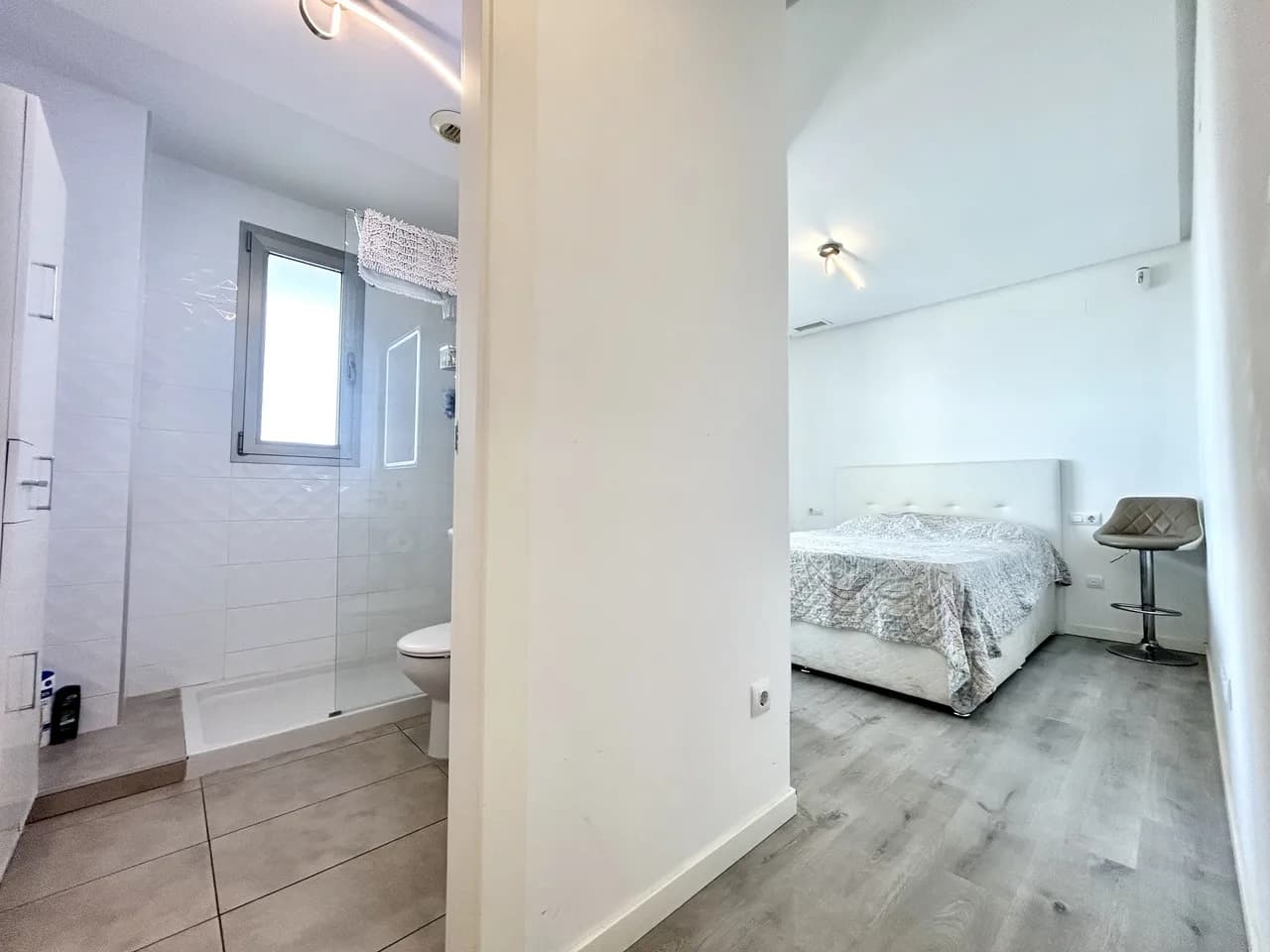 Villa de 2 dormitorios en venta en Los Dolses, Alicante - Image 8