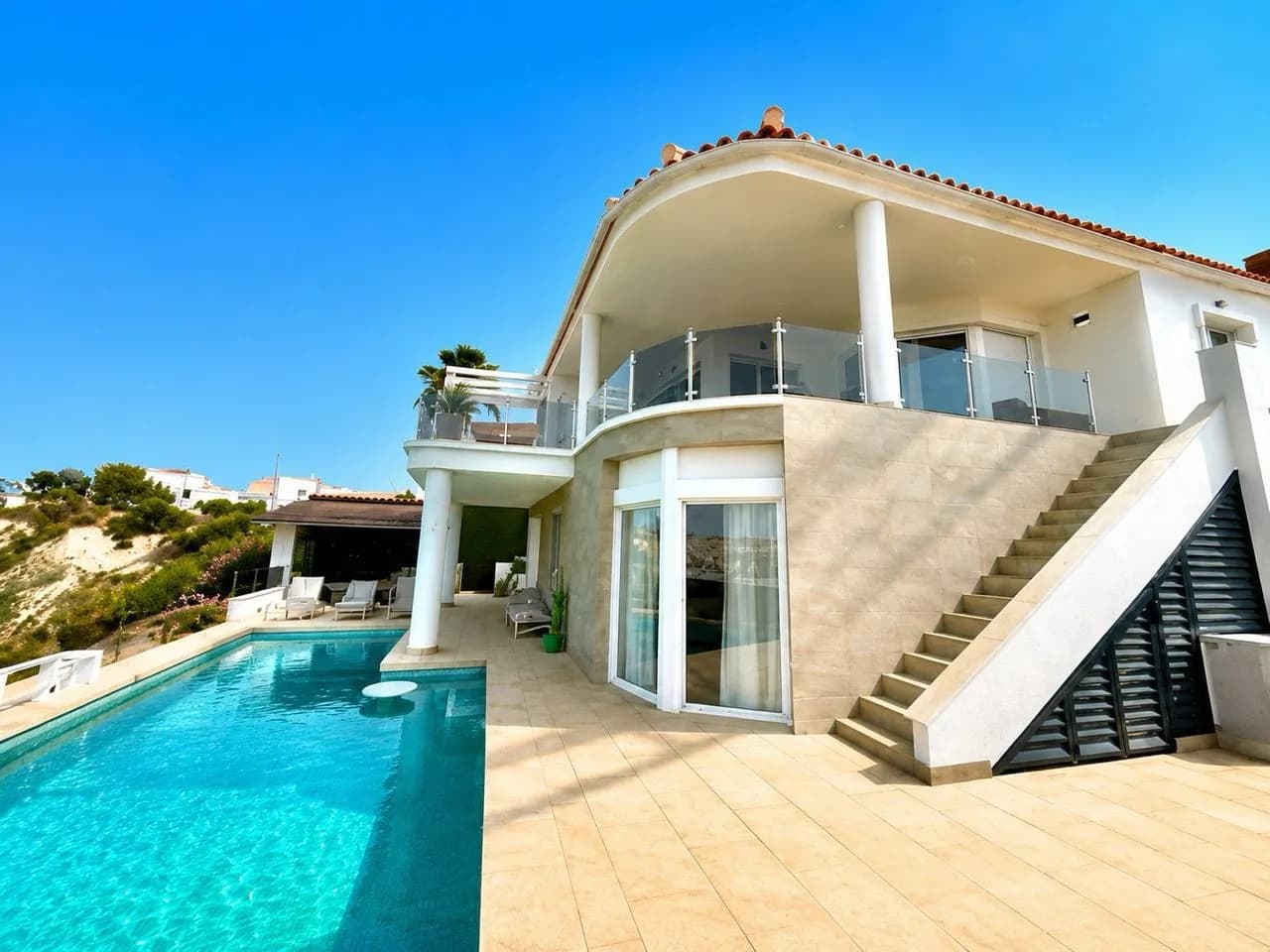 Villa de 4 dormitorios en venta en Ciudad Quesada, Alicante