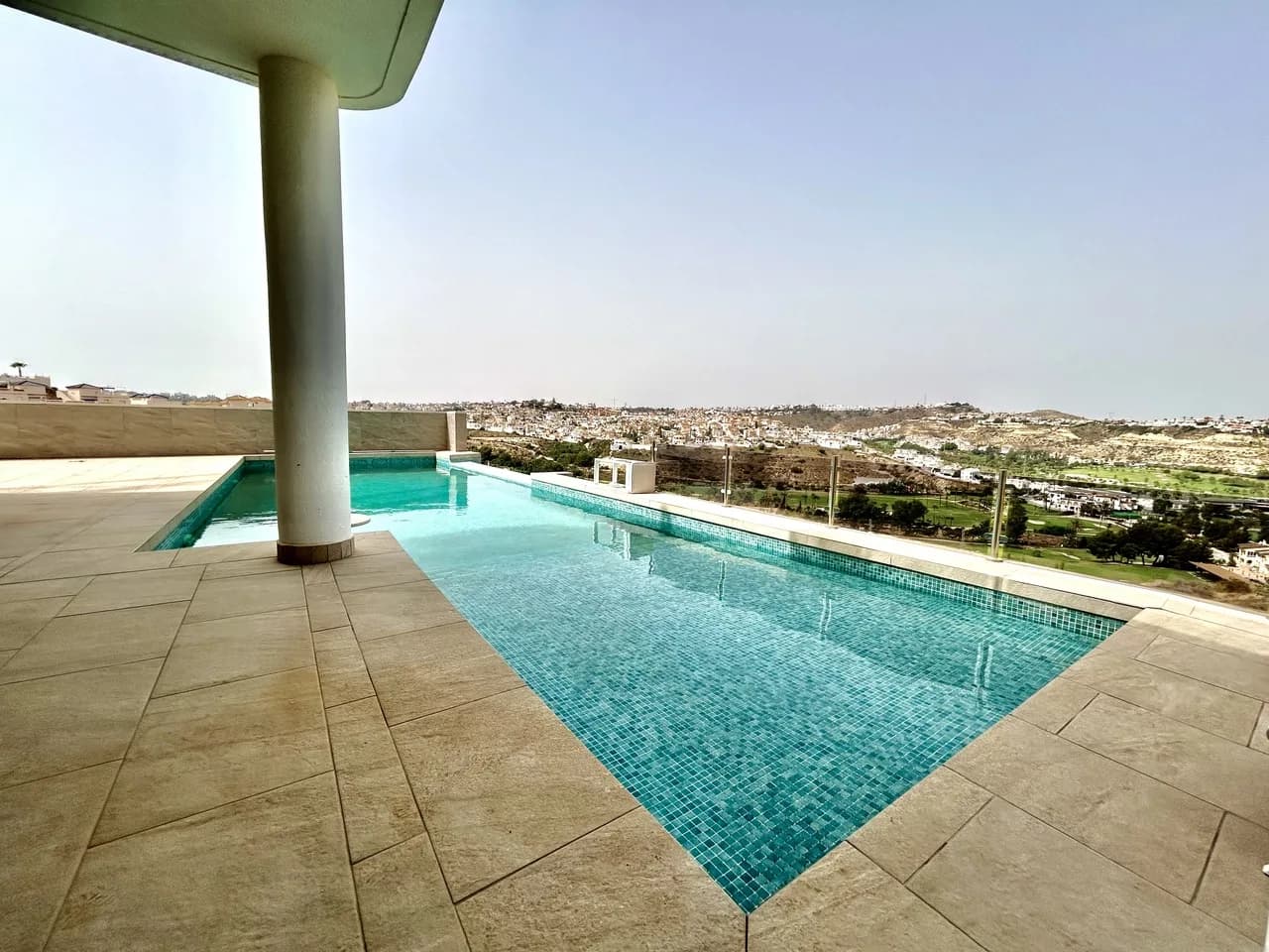 Villa de 4 dormitorios en venta en Ciudad Quesada, Alicante - Image 7
