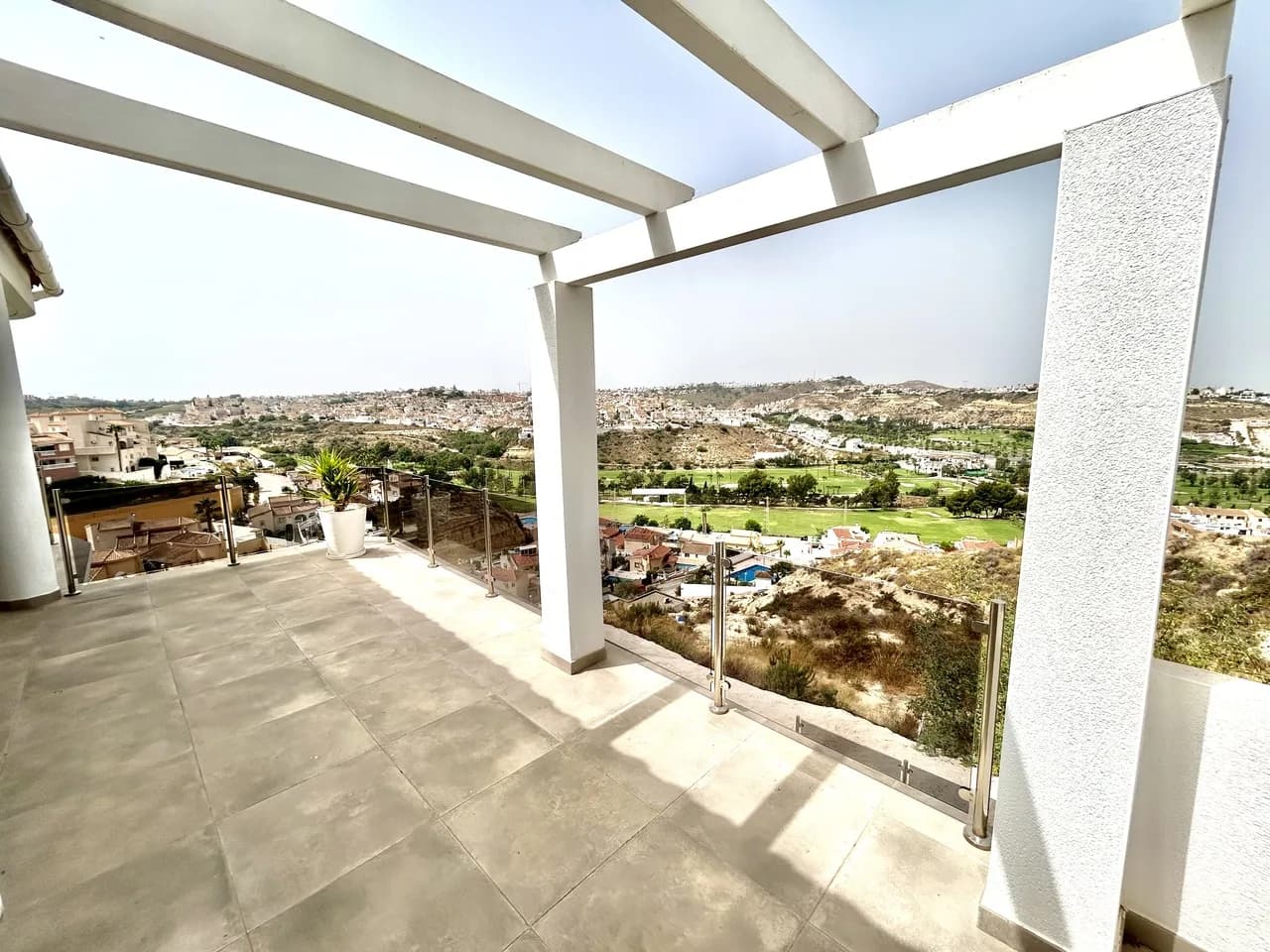 Villa de 4 dormitorios en venta en Ciudad Quesada, Alicante - Image 8