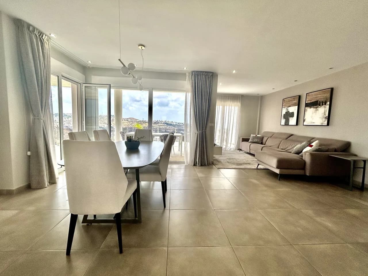 Villa de 4 dormitorios en venta en Ciudad Quesada, Alicante - Image 9